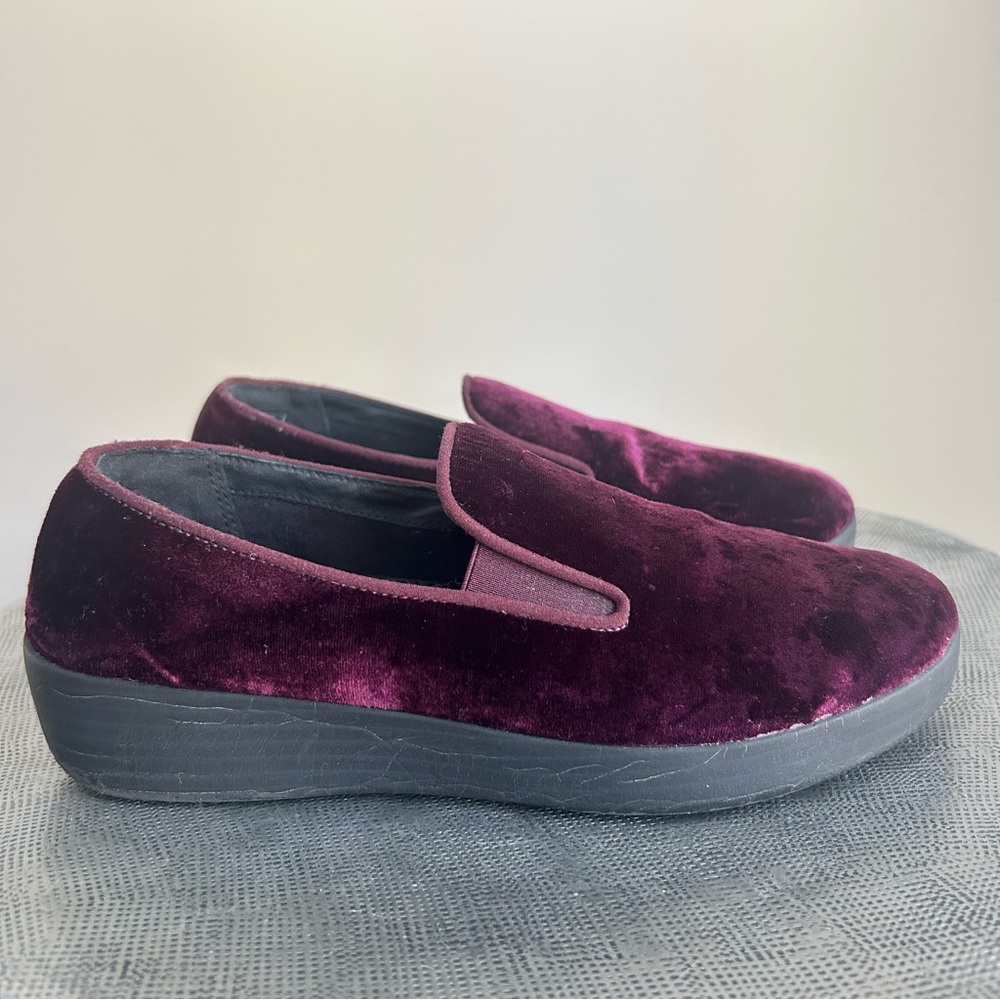FitFlop~ Superskate Deep Plum Velvet Slip-On Loafer Shoes size 7.5* flaw